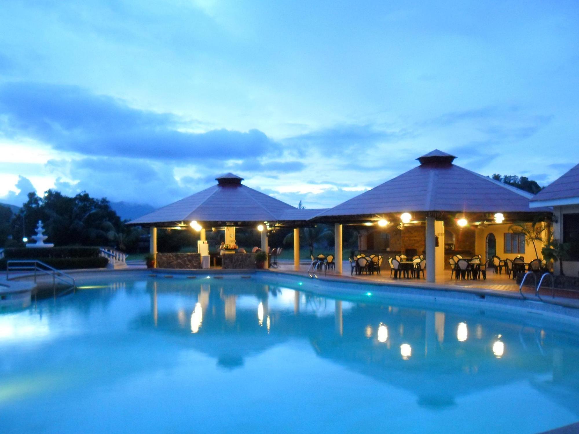 Subic Waterfront Resort And Hotel Kültér fotó