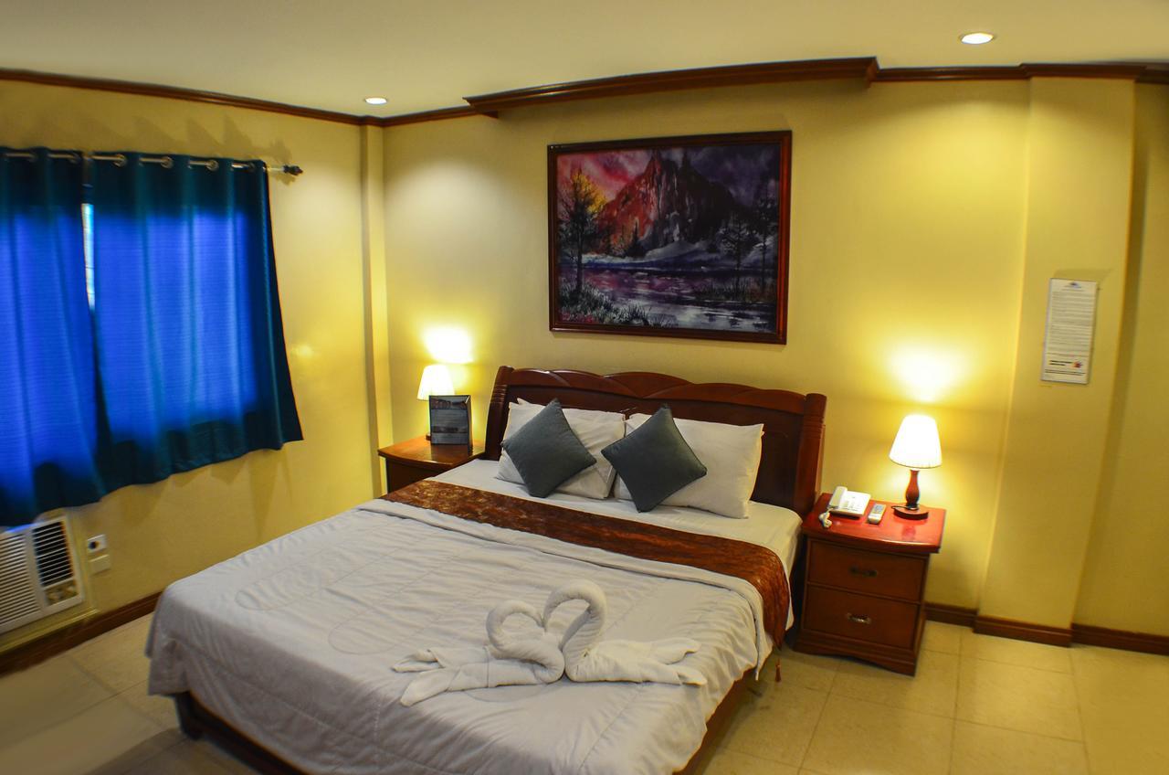 Subic Waterfront Resort And Hotel Kültér fotó